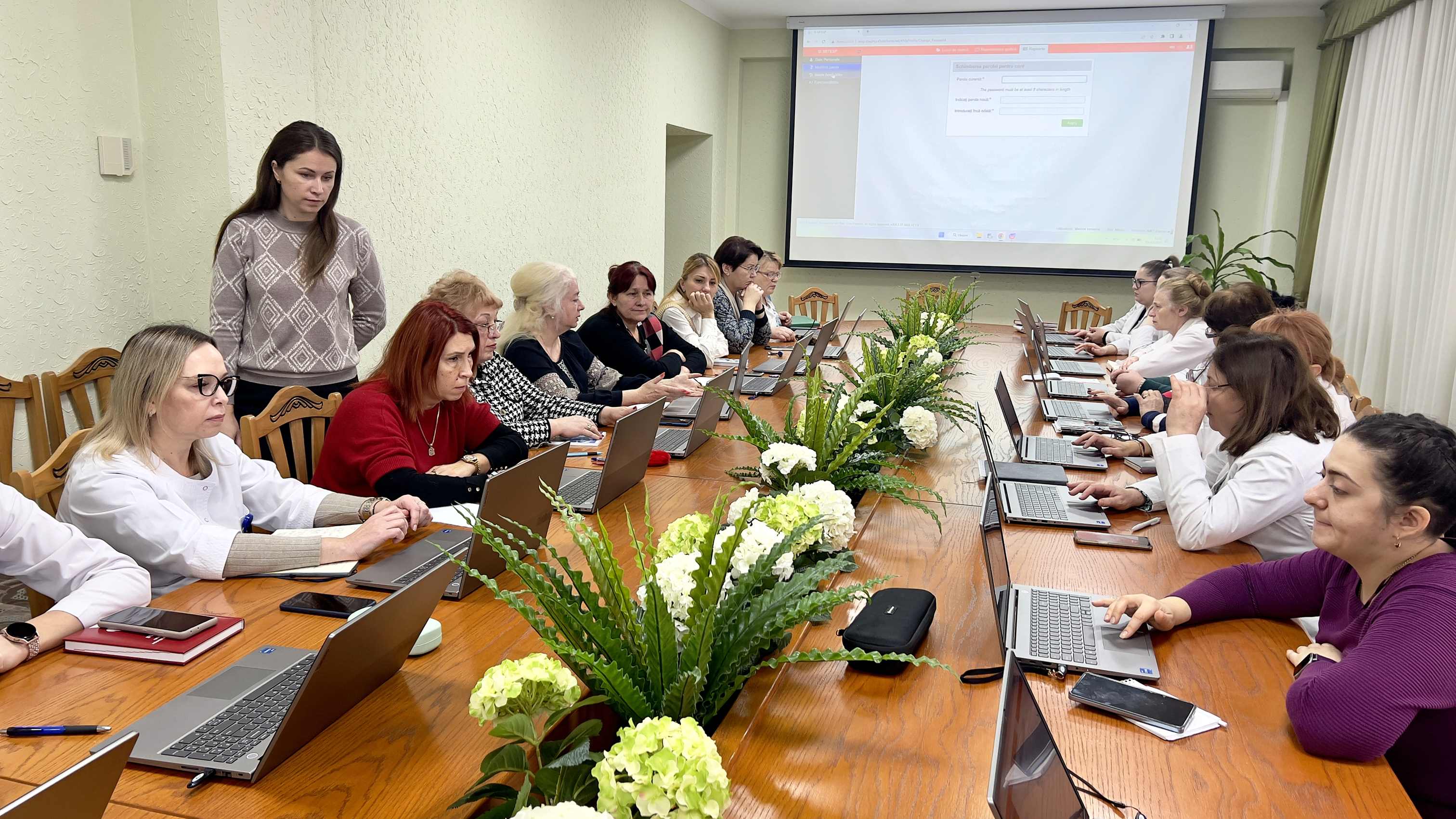 seminare practice pentru echipa medicului de familie cu privire la punerea în aplicare a Sistemului Informațional de Supraveghere a Bolilor Transmisibile și Evenimentelor de Sănătate Publică