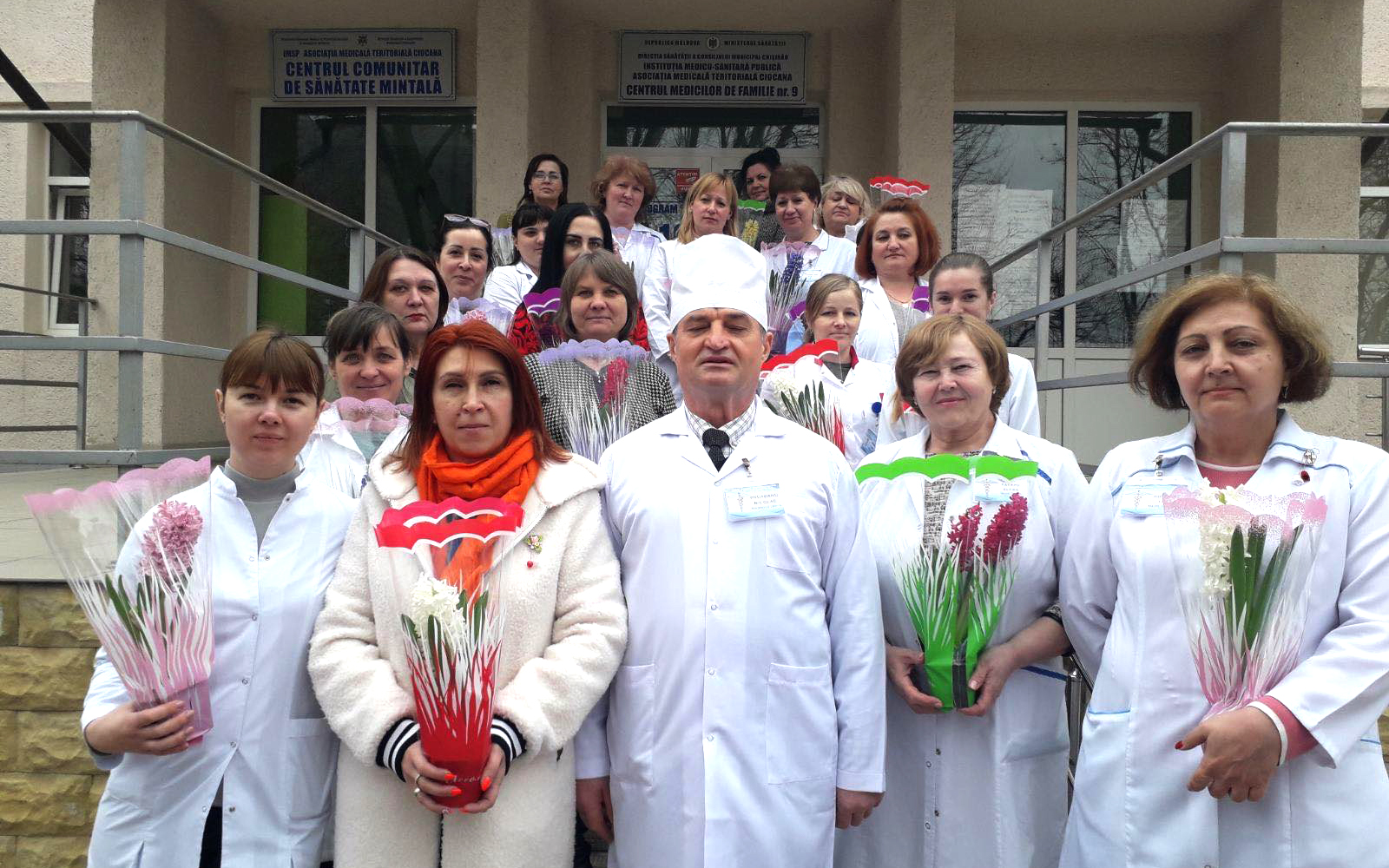  Cu prilejul de 8 martie 2023 - Comitetul Sindical a felicitat toate doamnele din cadrul IMSP AMT Ciocana