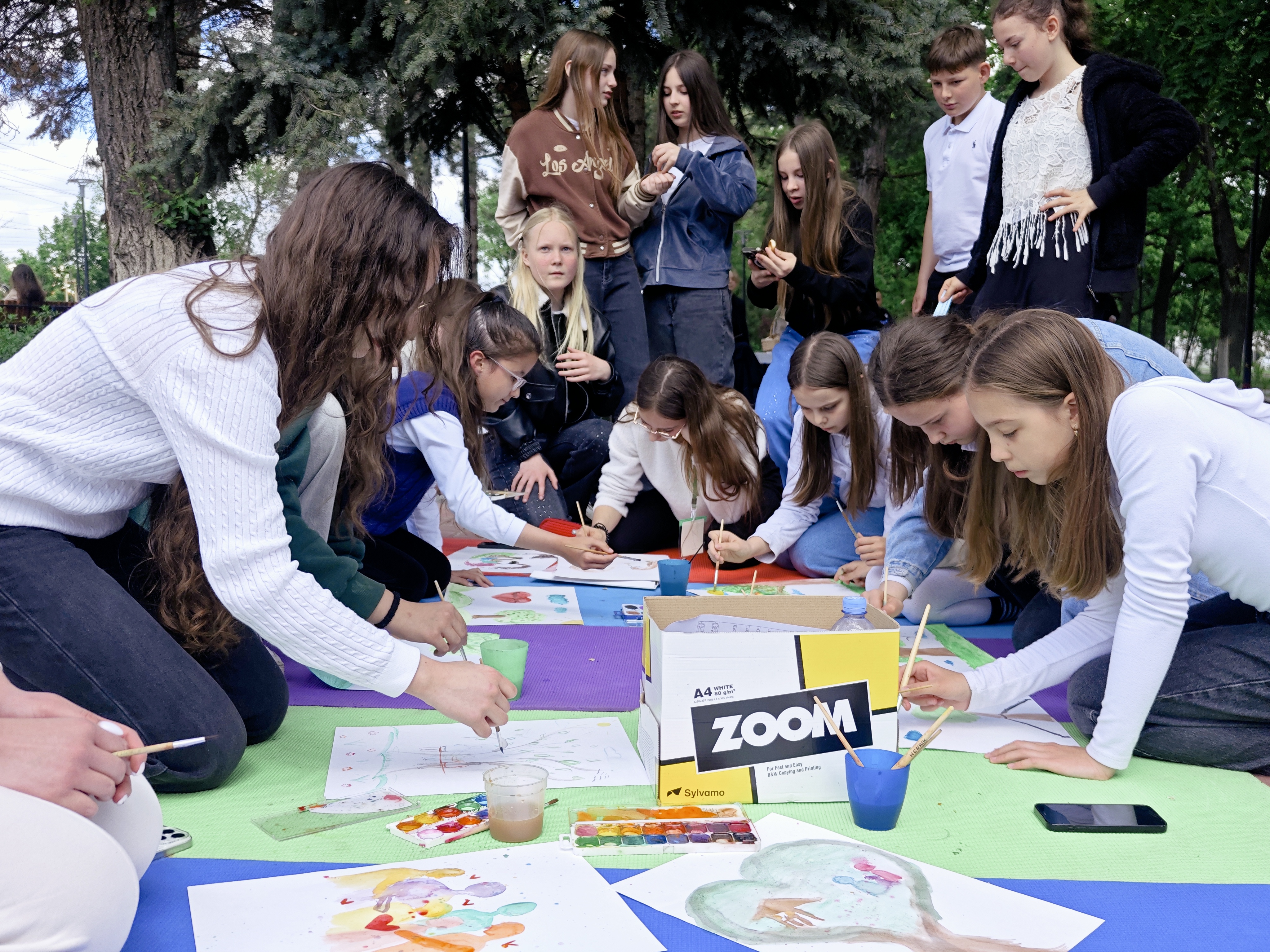 Activitate dedicată Zilei Internaționale a Familiei cu genericul Familia unită – sprijin, comunicare și încredere, desfășurată în Scuarul din fața IMSP AMT Ciocana