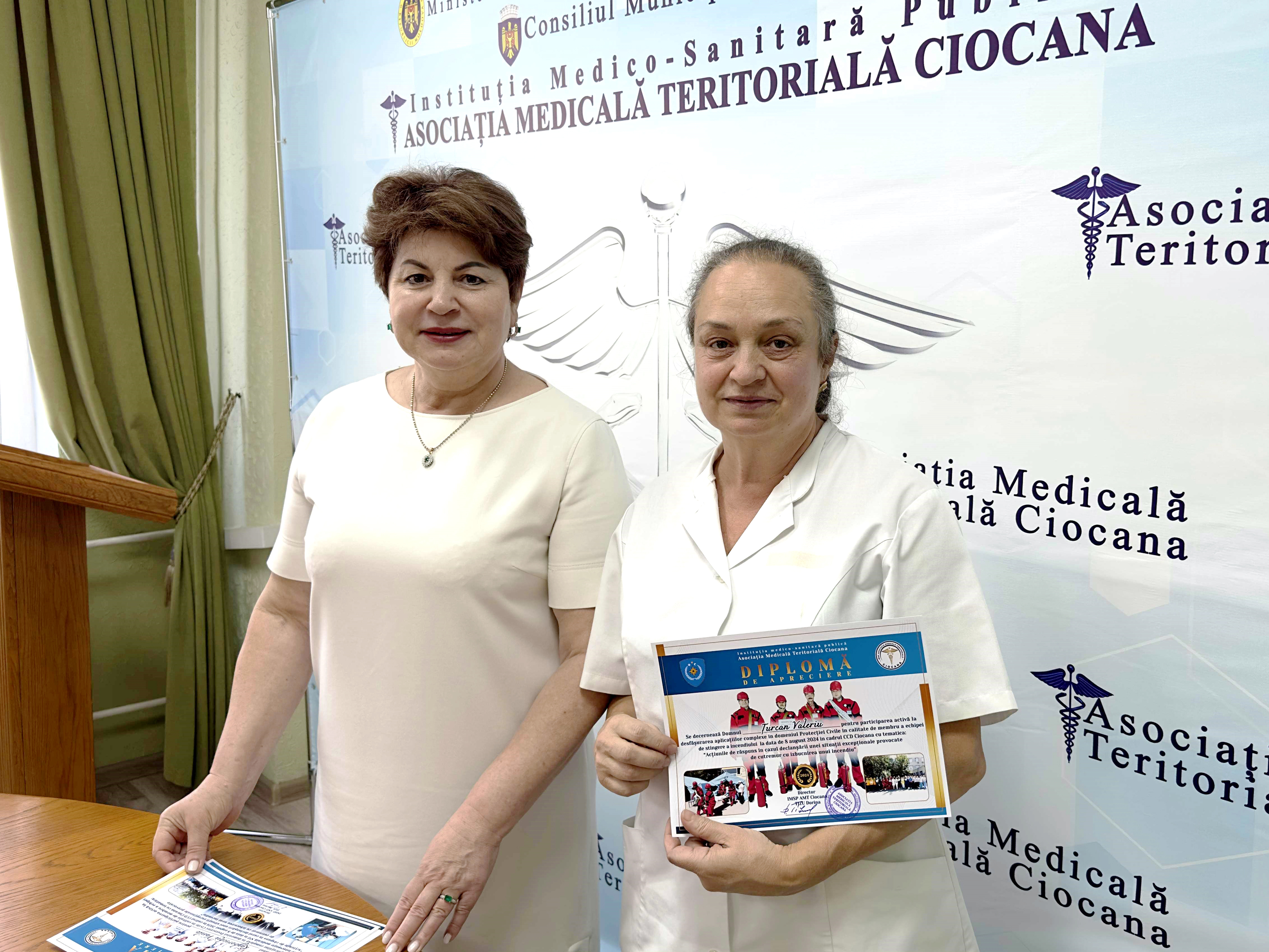 diplome de merit participantii implicati in exercitiul de simulare privind declansarea unei situatii exceptionale