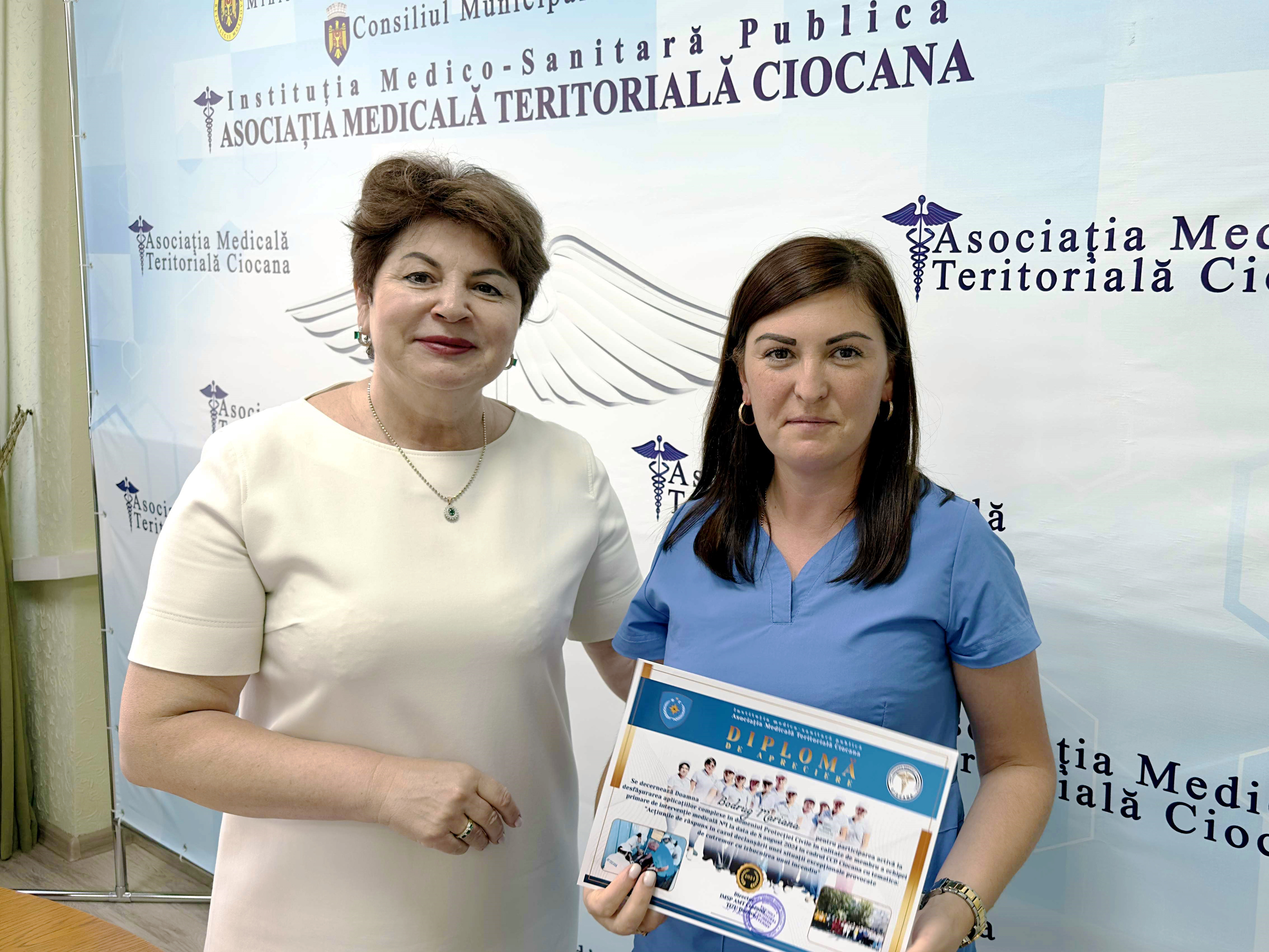 diplome de merit participantii implicati in exercitiul de simulare privind declansarea unei situatii exceptionale