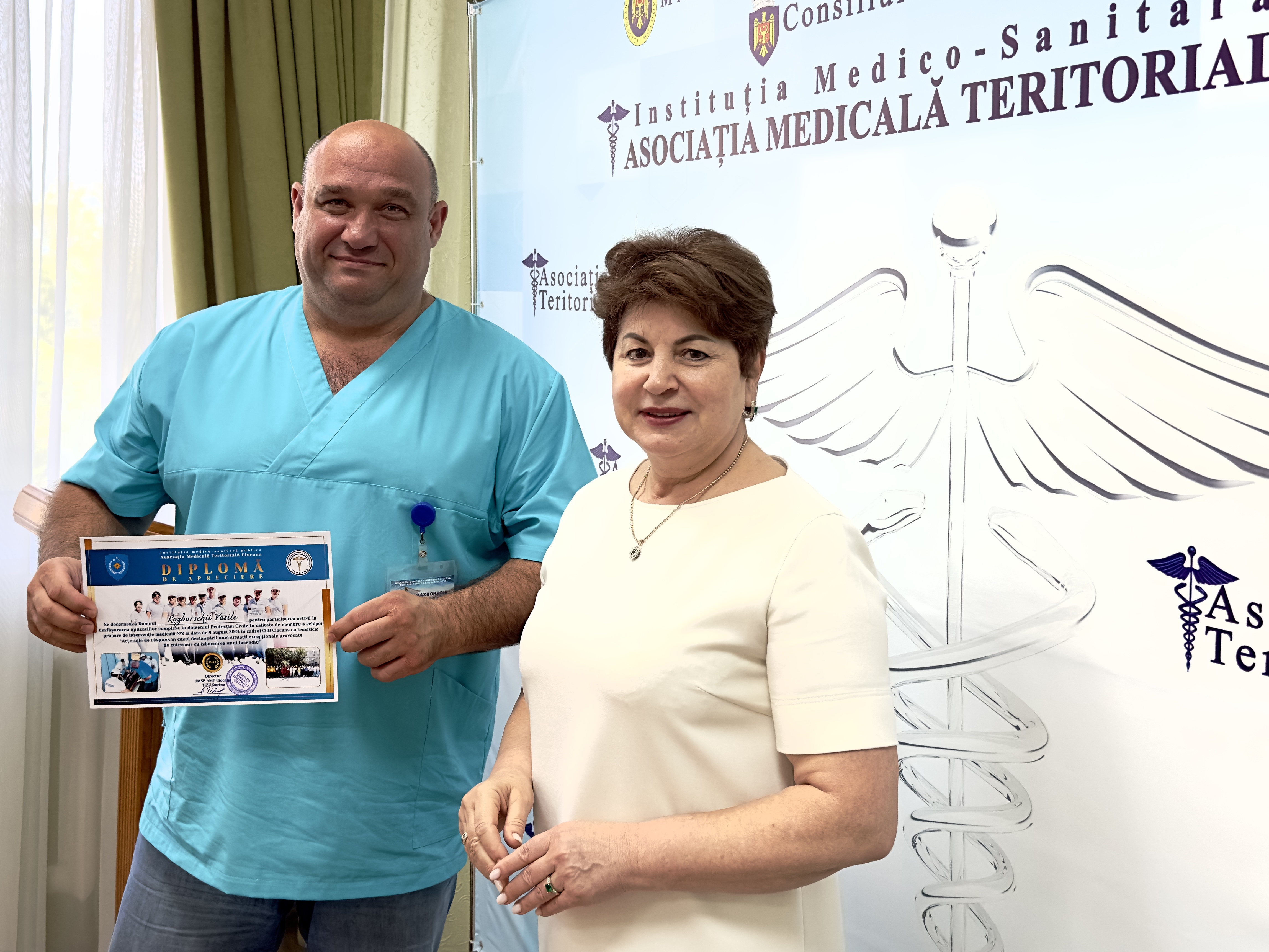 diplome de merit participantii implicati in exercitiul de simulare privind declansarea unei situatii exceptionale