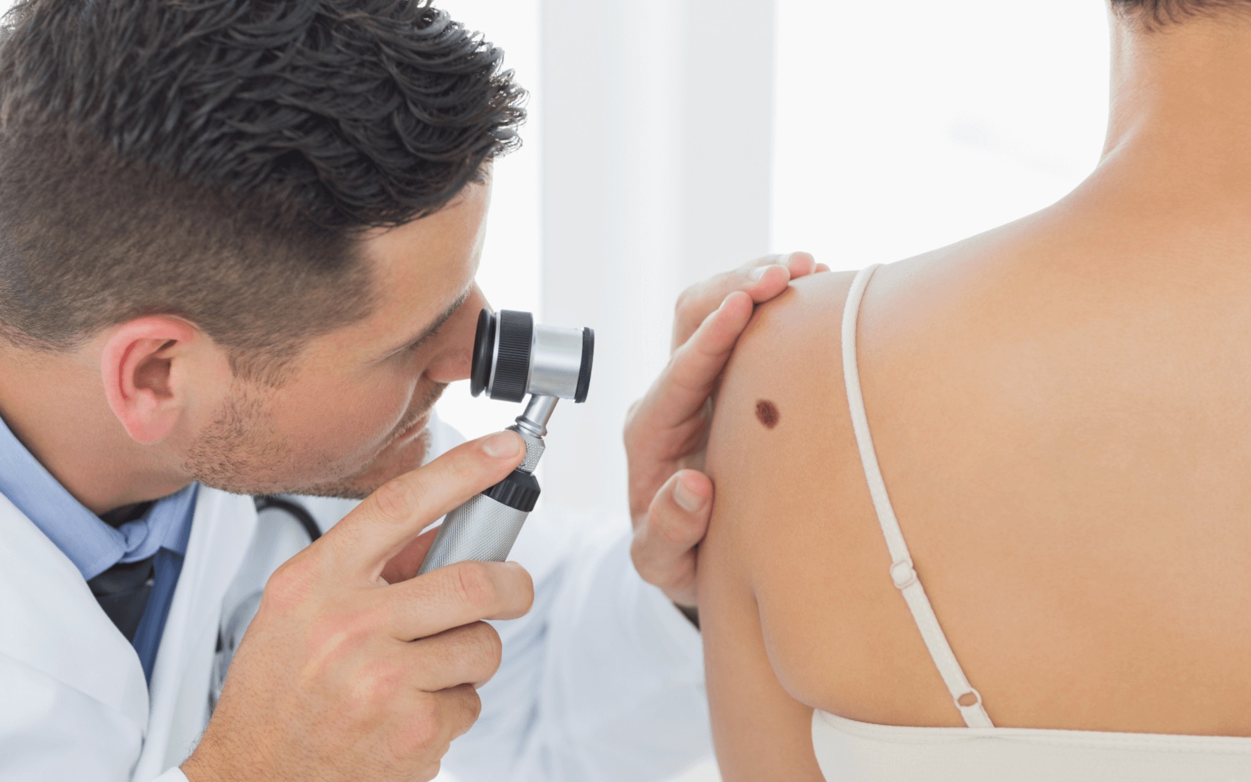 luna de conștientizare a cancerului de piele