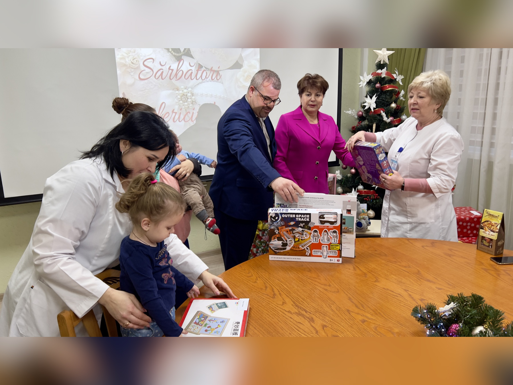 Felicitarea colectivuli imsp amt ciocana cu sarbatorile de iarna