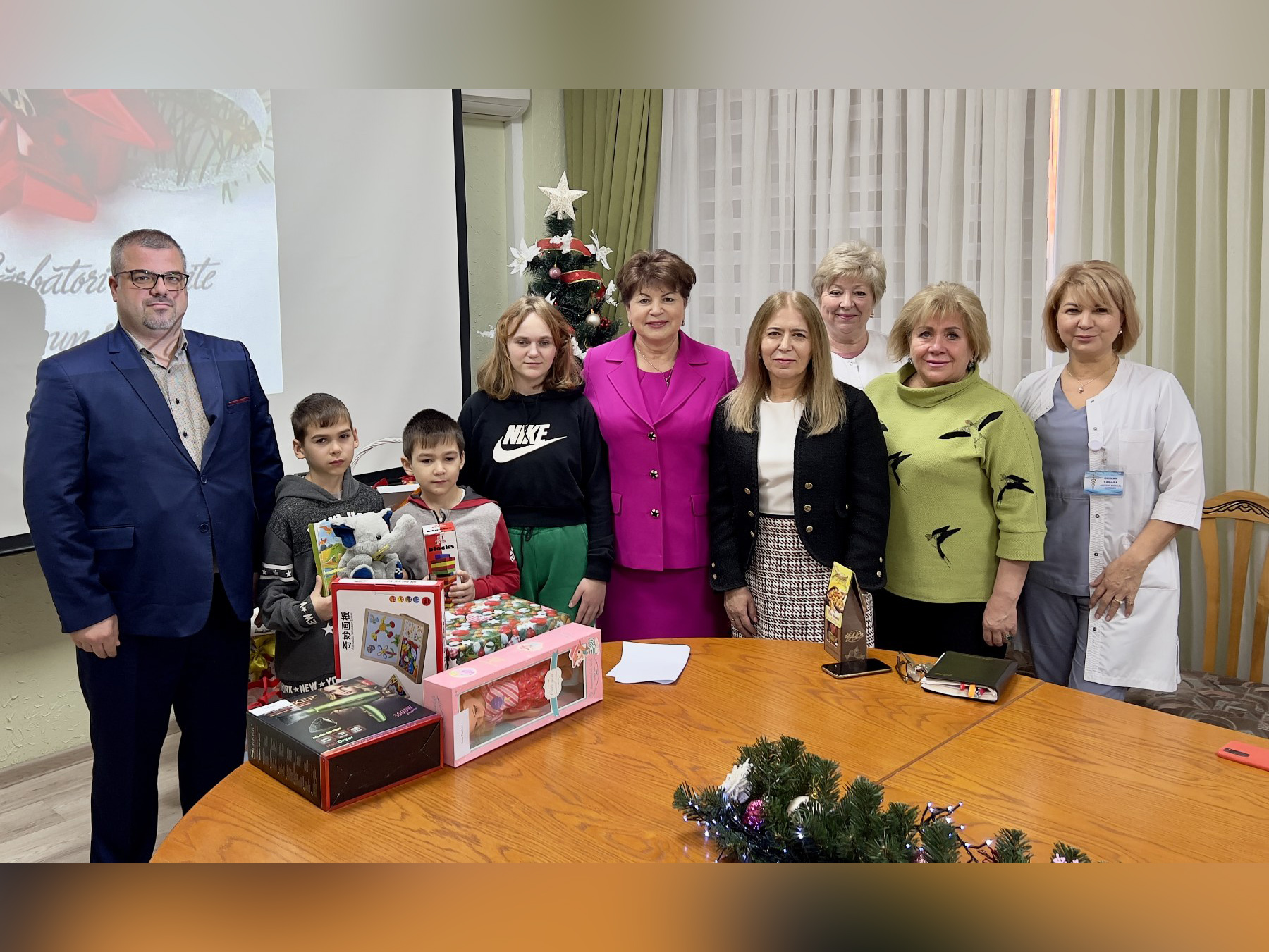 Felicitarea colectivuli imsp amt ciocana cu sarbatorile de iarna