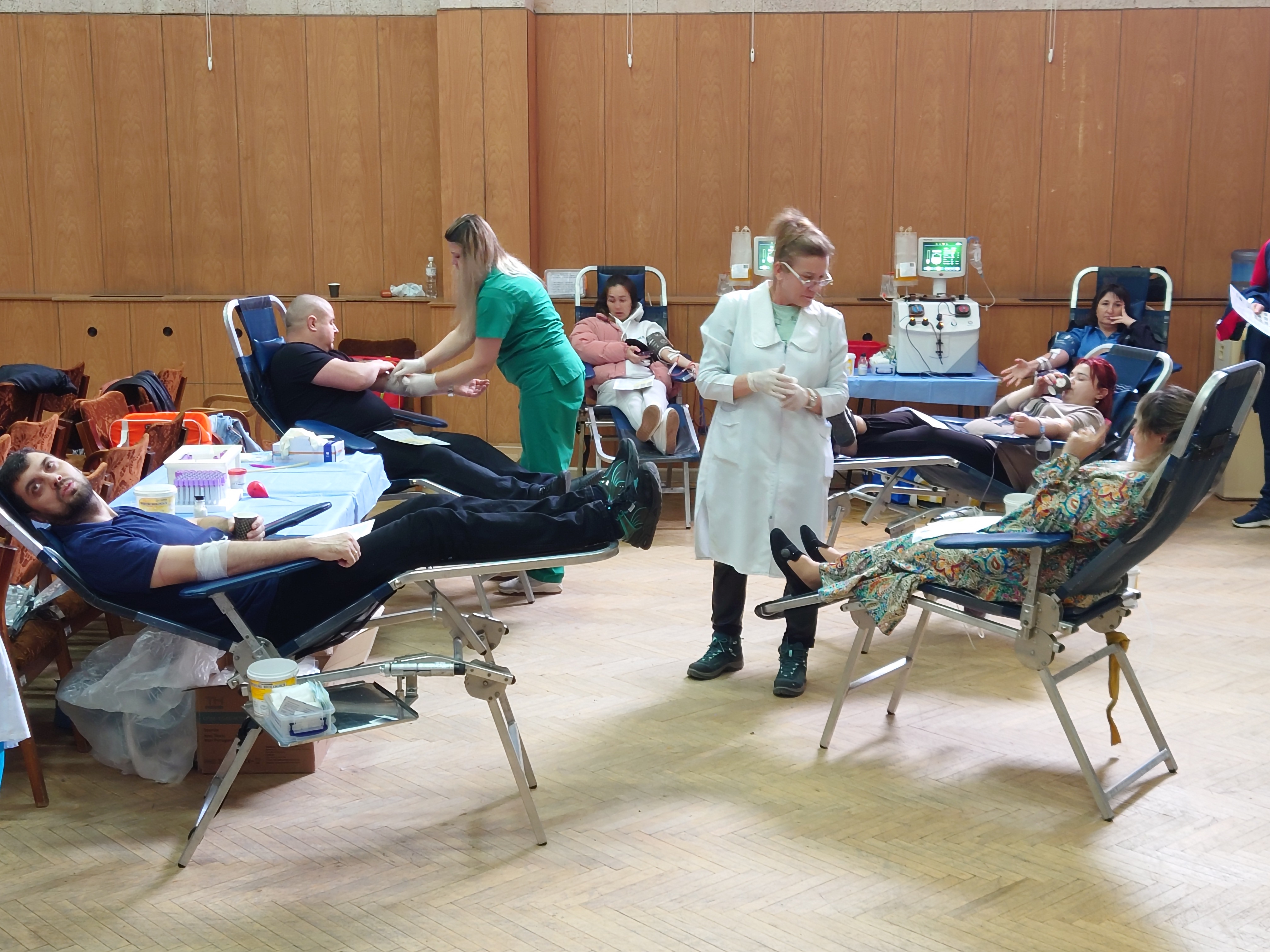 Ziua de donare voluntară a sângelui; blood donor;