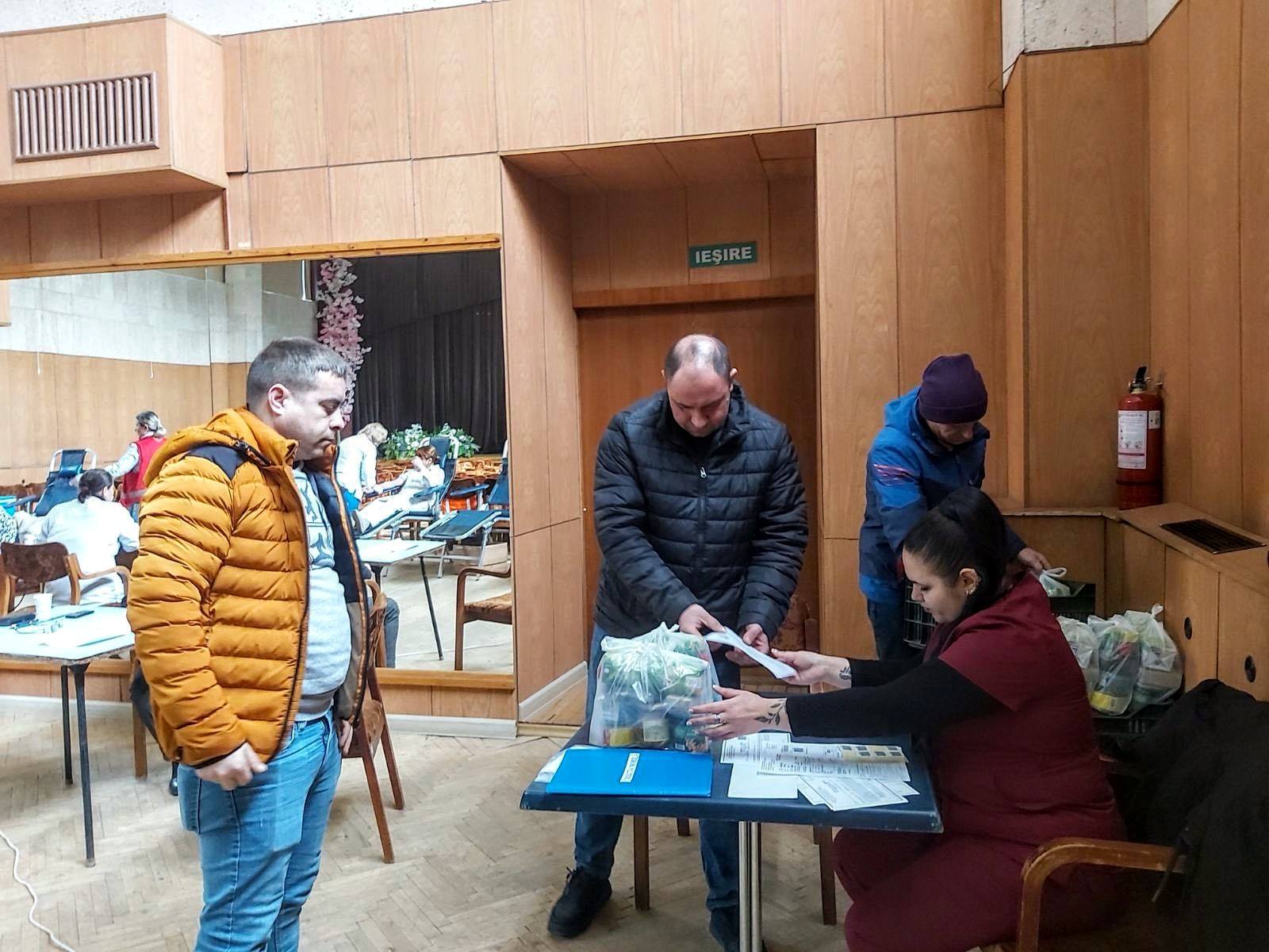 Ziua de donare voluntară a sângelui; blood donor;