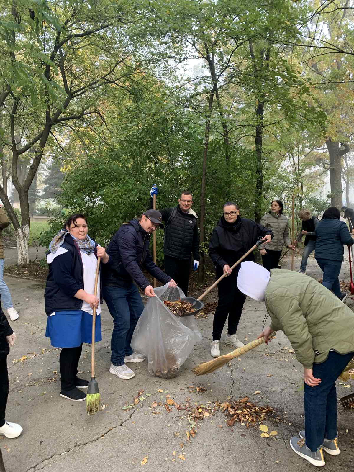 Campania de salubrizare Curățenia generală de toamnă