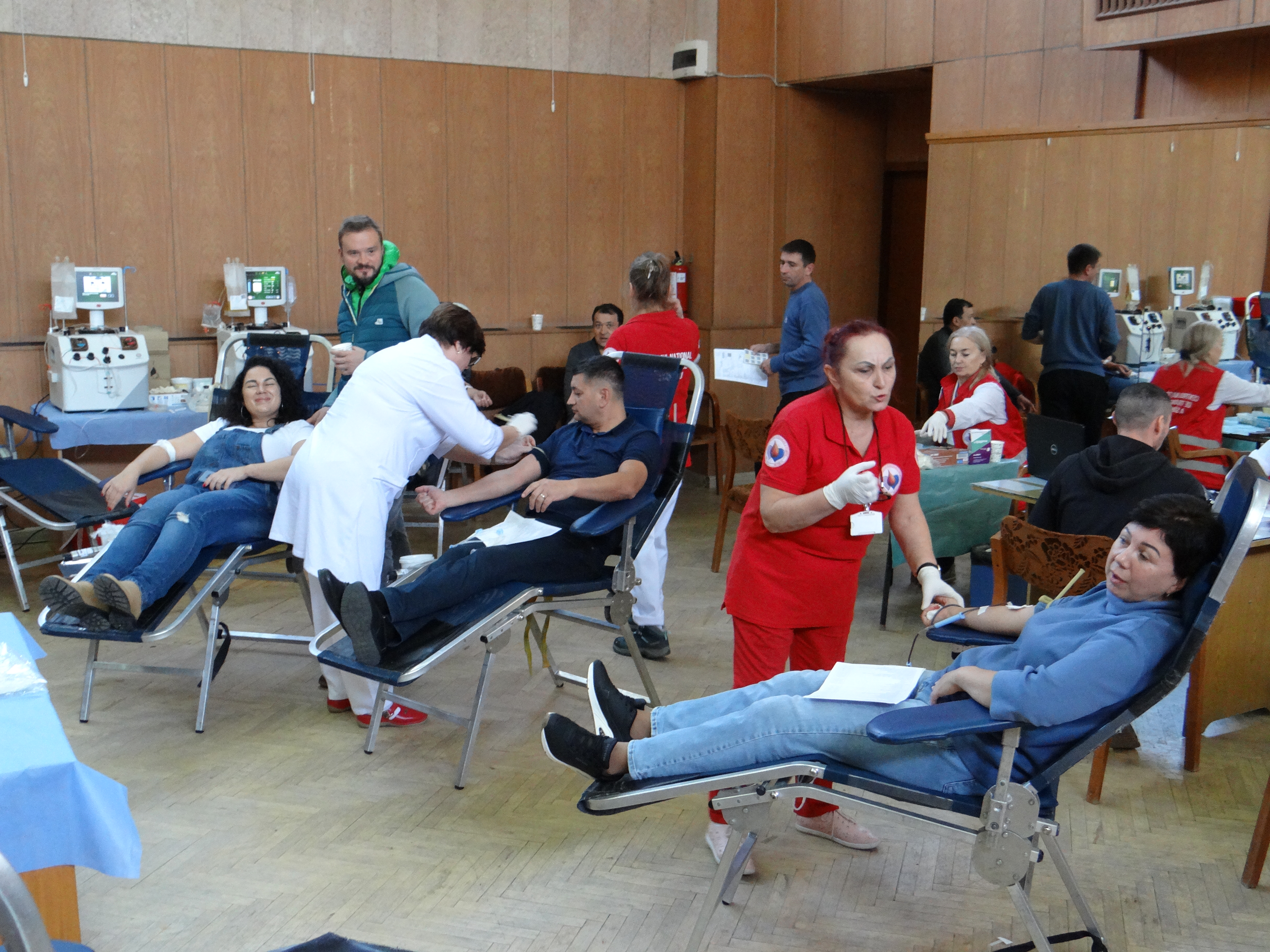 Ziua de donare voluntară a sângelui; blood donor;